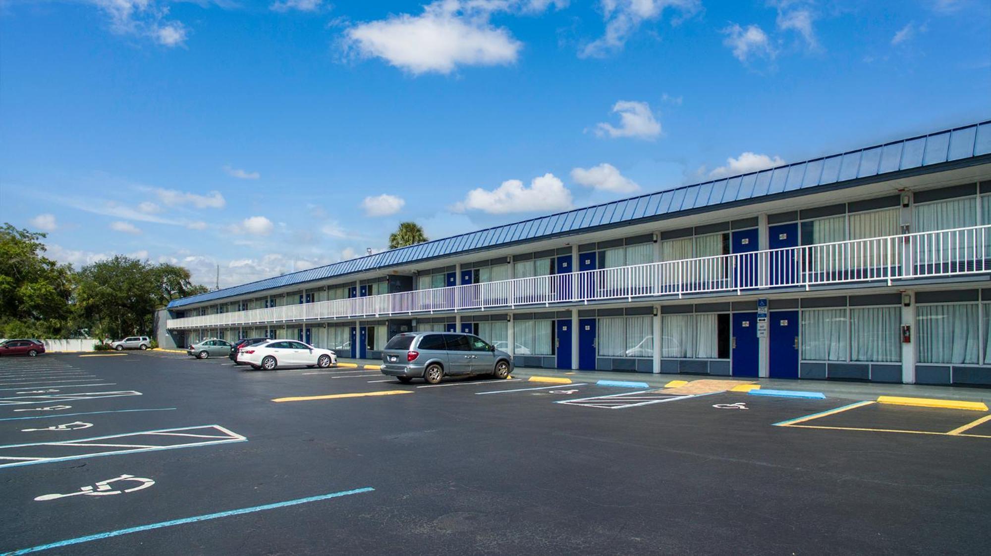 Days Inn By Wyndham Orlando Downtown Eksteriør billede