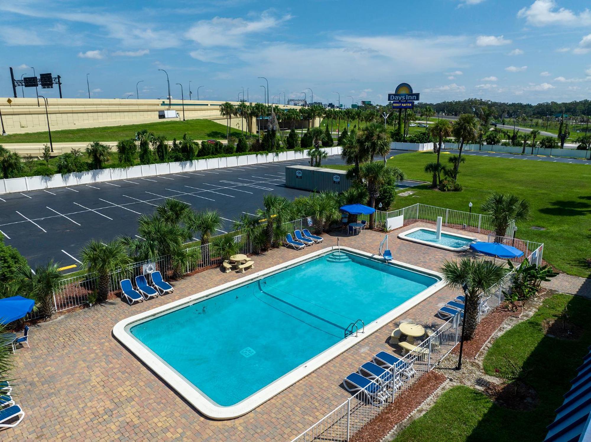 Days Inn By Wyndham Orlando Downtown Eksteriør billede